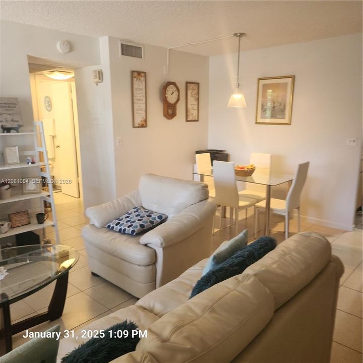 En Venta: $165,000 (2 camas, 2 baños, 768 Pies cuadrados)