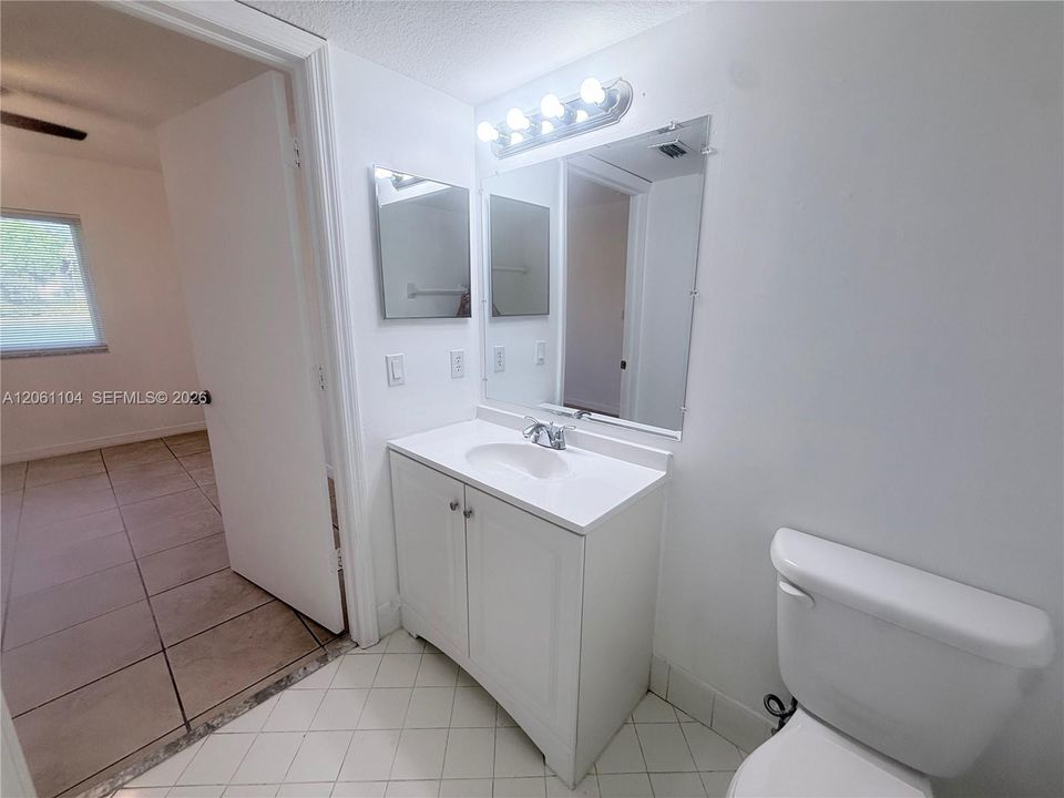 В аренду: $2,250 (3 спален, 2 ванн, 1196 Квадратных фут)