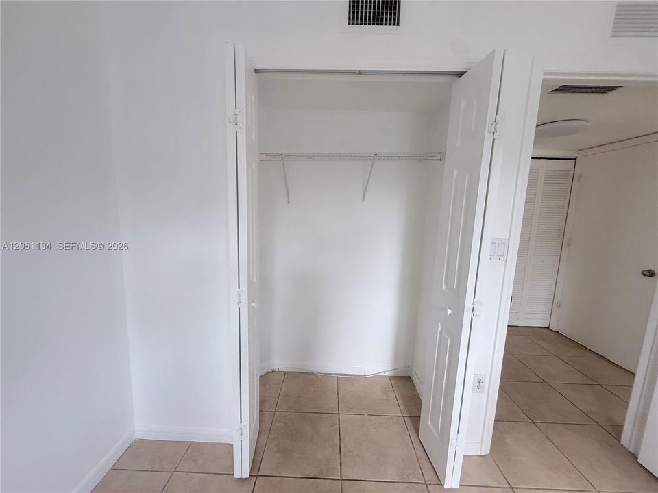В аренду: $2,250 (3 спален, 2 ванн, 1196 Квадратных фут)