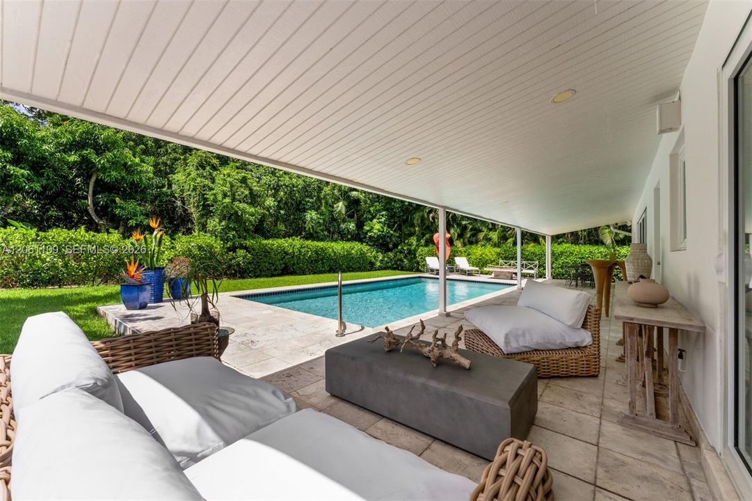 For Sale: $2,750,000 (4 beds, 3 baths, 2123 Square Feet)