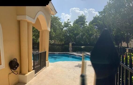 Catalina pool
