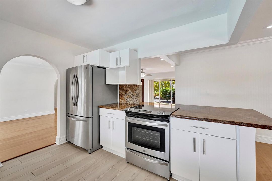 24 Kitchen