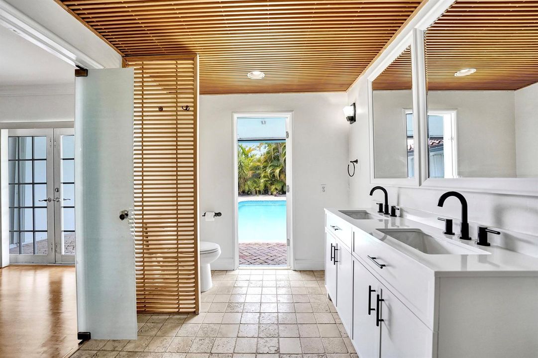 31 Bathroom 1
