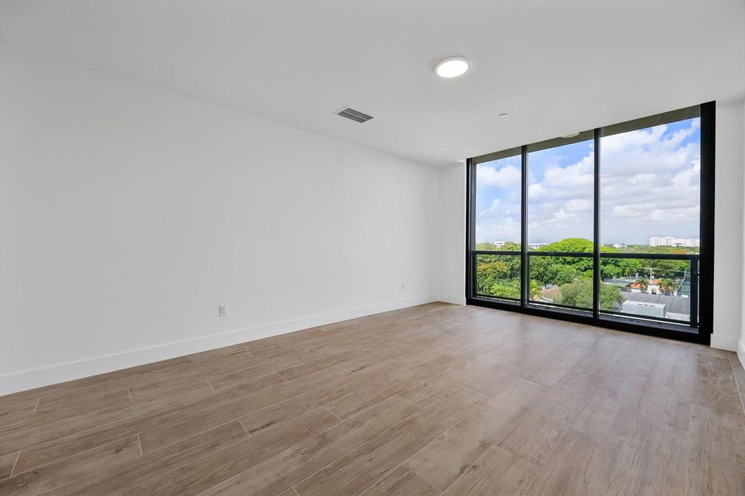 10-3034 Oak Ave #503_010