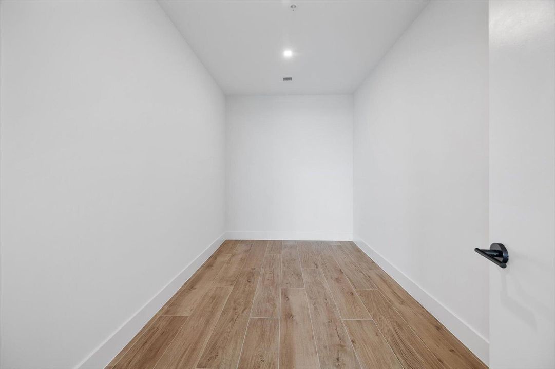 14-3034 Oak Ave #503_014