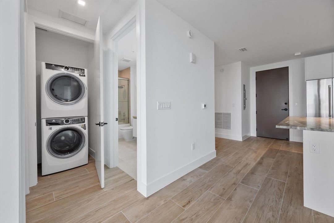 15-3034 Oak Ave #503_015