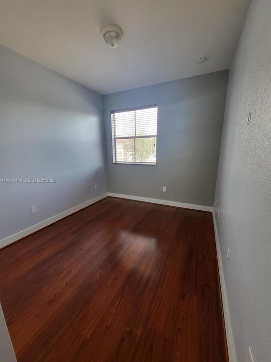 В аренду: $2,945 (3 спален, 2 ванн, 1505 Квадратных фут)