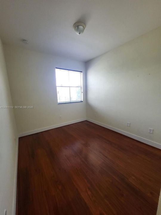 В аренду: $2,945 (3 спален, 2 ванн, 1505 Квадратных фут)