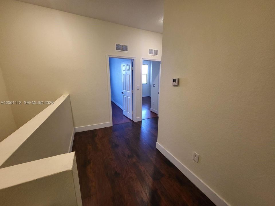 В аренду: $2,945 (3 спален, 2 ванн, 1505 Квадратных фут)