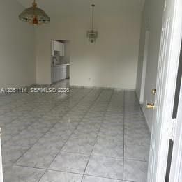 For Rent: $2,600 (3 beds, 2 baths, 1140 Square Feet)