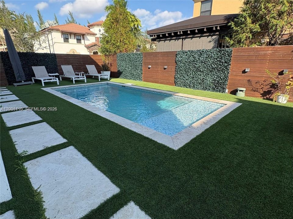 For Sale: $1,390,000 (5 beds, 5 baths, 4159 Square Feet)