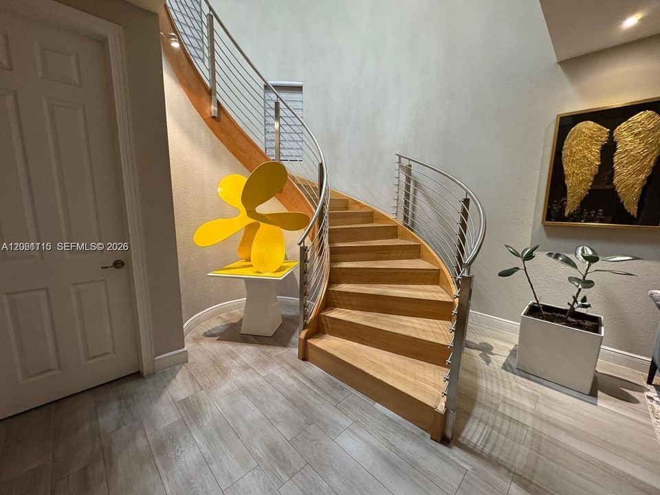 For Sale: $1,390,000 (5 beds, 5 baths, 4159 Square Feet)