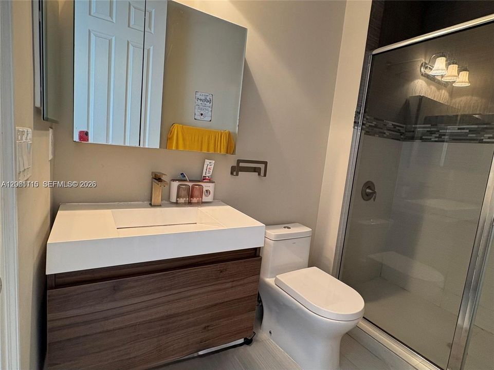 For Sale: $1,390,000 (5 beds, 5 baths, 4159 Square Feet)