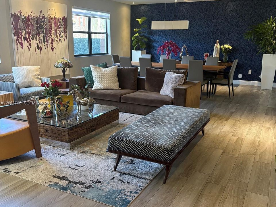 For Sale: $1,390,000 (5 beds, 5 baths, 4159 Square Feet)