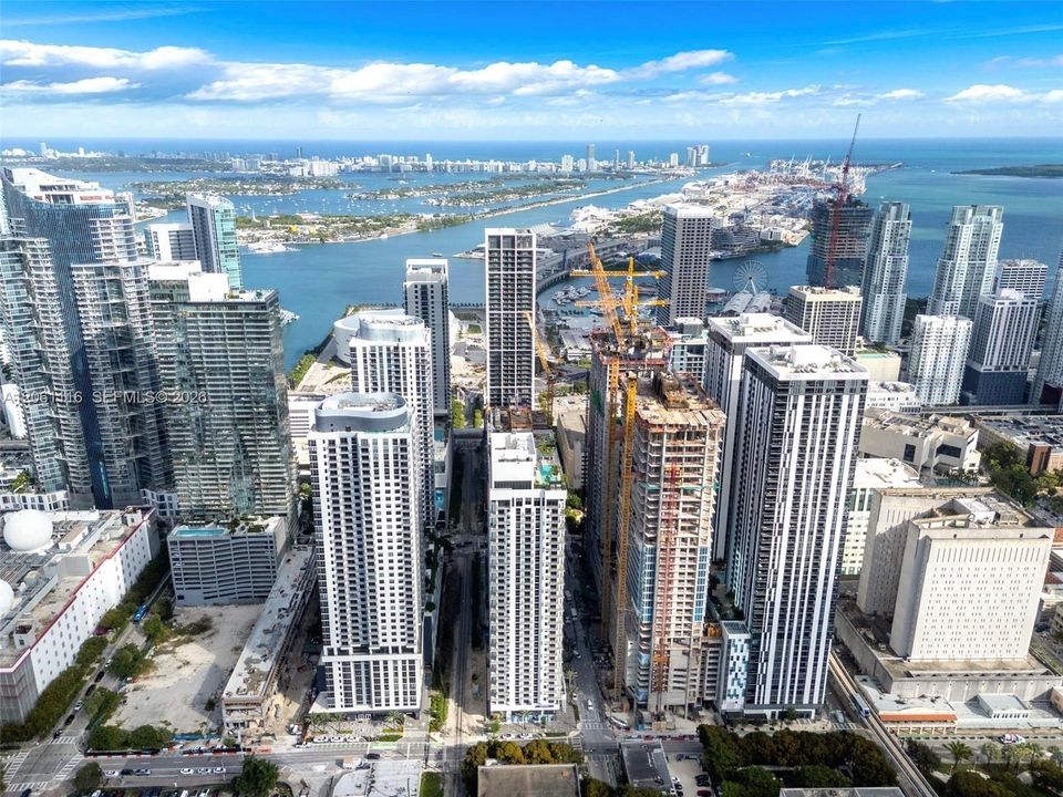 En Venta: $675,000 (2 camas, 2 baños, 754 Pies cuadrados)