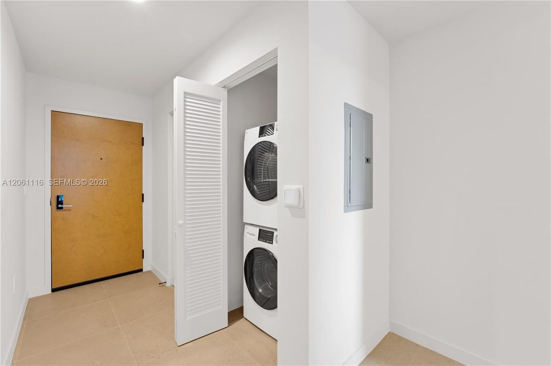 En Venta: $675,000 (2 camas, 2 baños, 754 Pies cuadrados)