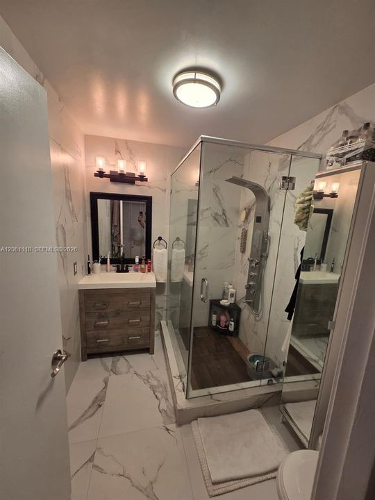 En Renta: $3,950 (3 camas, 2 baños, 1386 Pies cuadrados)