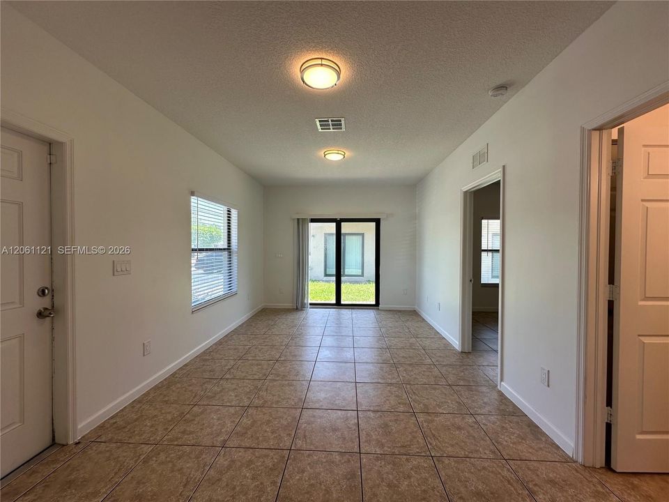 For Rent: $1,995 (2 beds, 1 baths, 0 Square Feet)