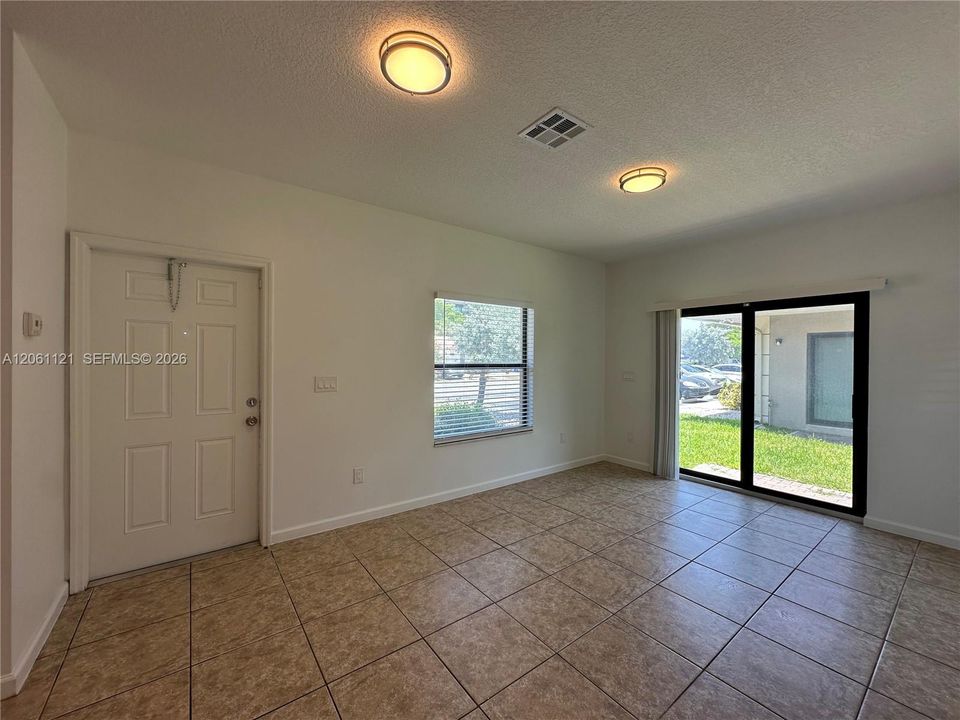 For Rent: $1,995 (2 beds, 1 baths, 0 Square Feet)