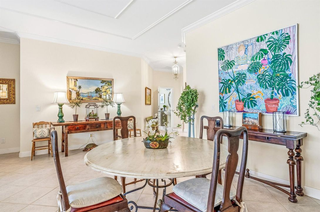 4685 St James Avenue-122