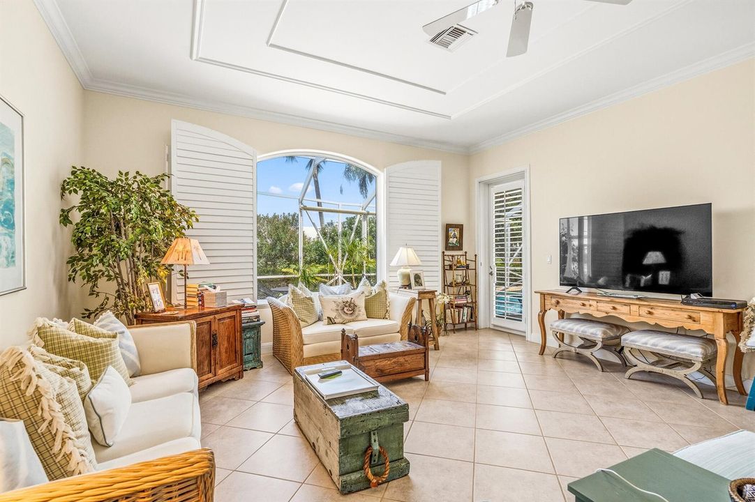 4685 St James Avenue-61
