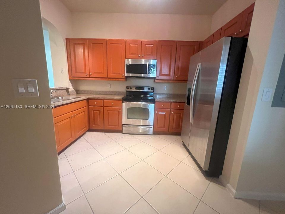 На продажу: $342,500 (3 спален, 2 ванн, 1516 Квадратных фут)