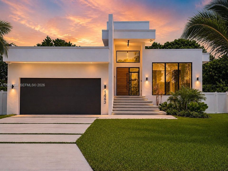 For Sale: $2,995,000 (4 beds, 4 baths, 2767 Square Feet)