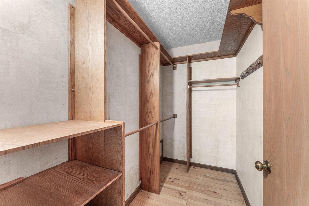Walk in Closet