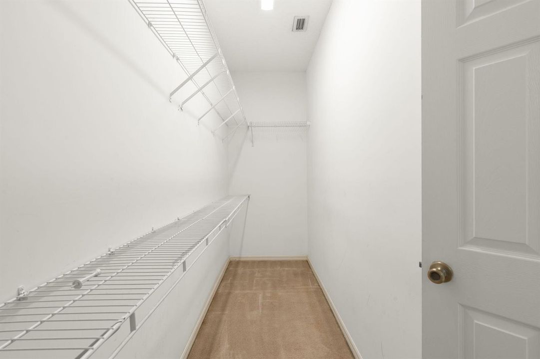 Walk-in Closet