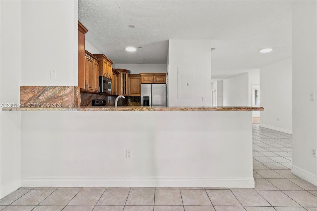 En Venta: $724,999 (3 camas, 2 baños, 1650 Pies cuadrados)