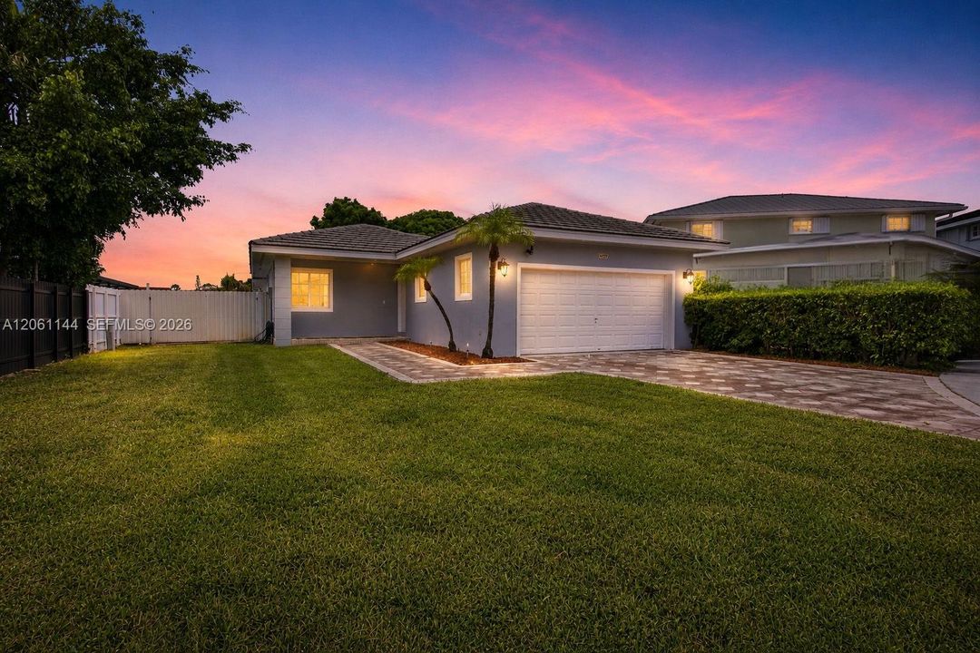 En Venta: $724,999 (3 camas, 2 baños, 1650 Pies cuadrados)