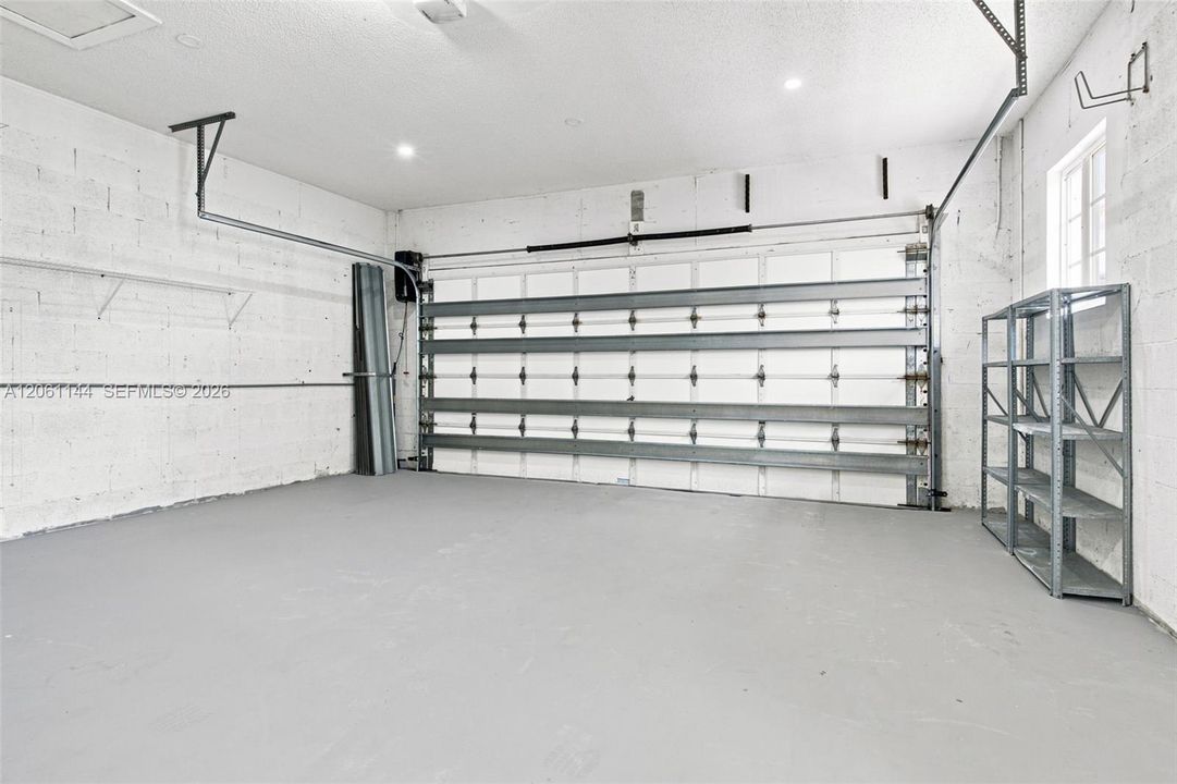En Venta: $724,999 (3 camas, 2 baños, 1650 Pies cuadrados)