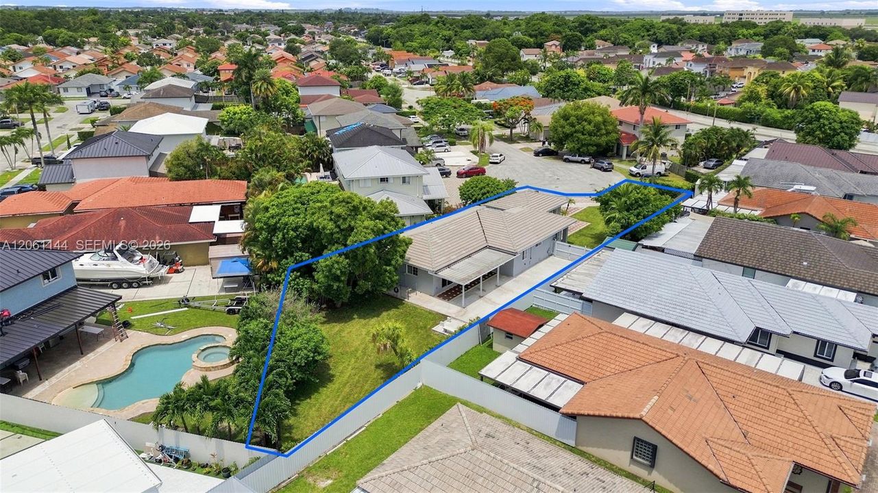 En Venta: $724,999 (3 camas, 2 baños, 1650 Pies cuadrados)