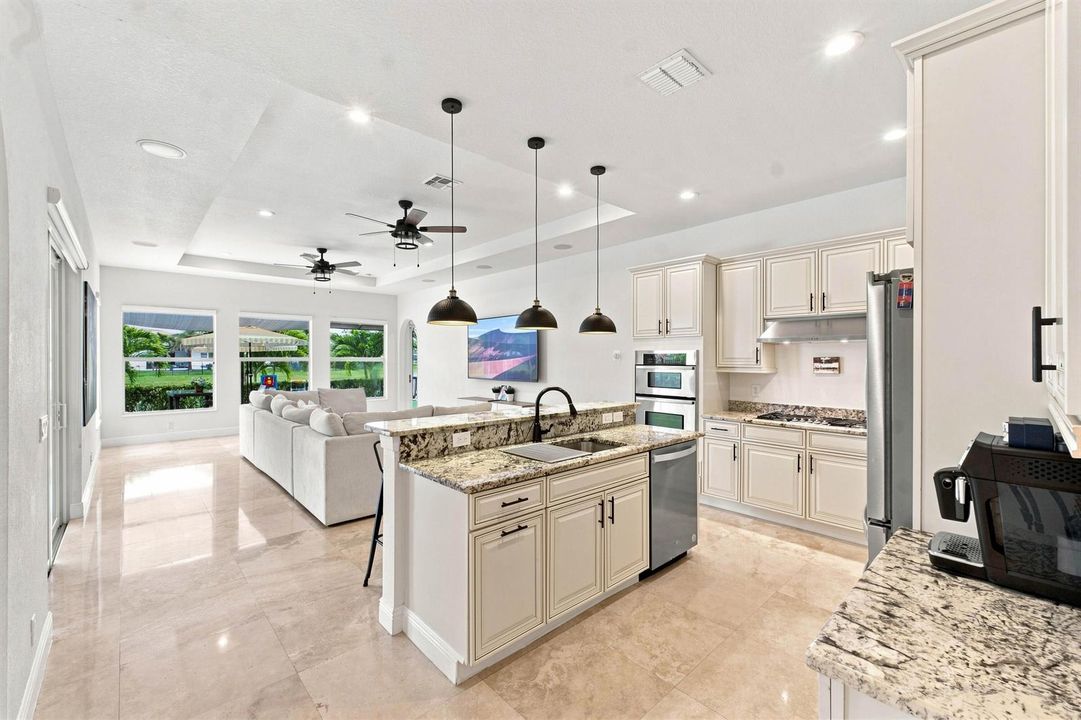 11883 NW 79th Ct _057