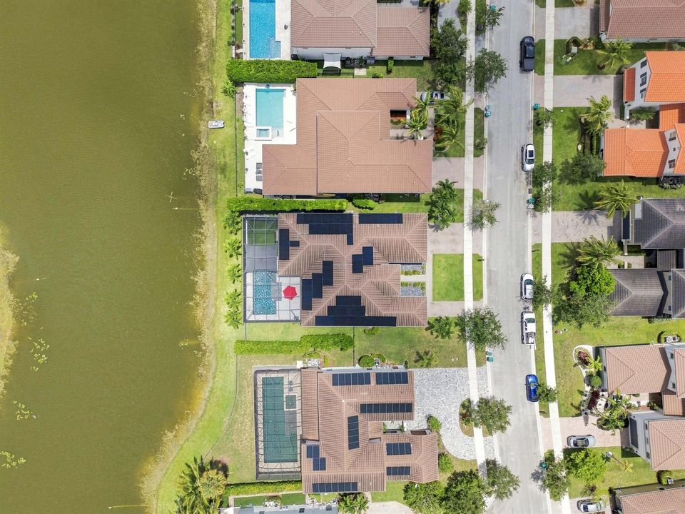 11883 NW 79th Ct _009