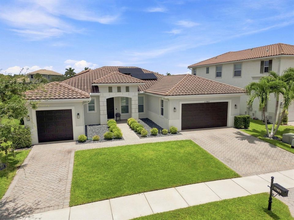 11883 NW 79th Ct _016