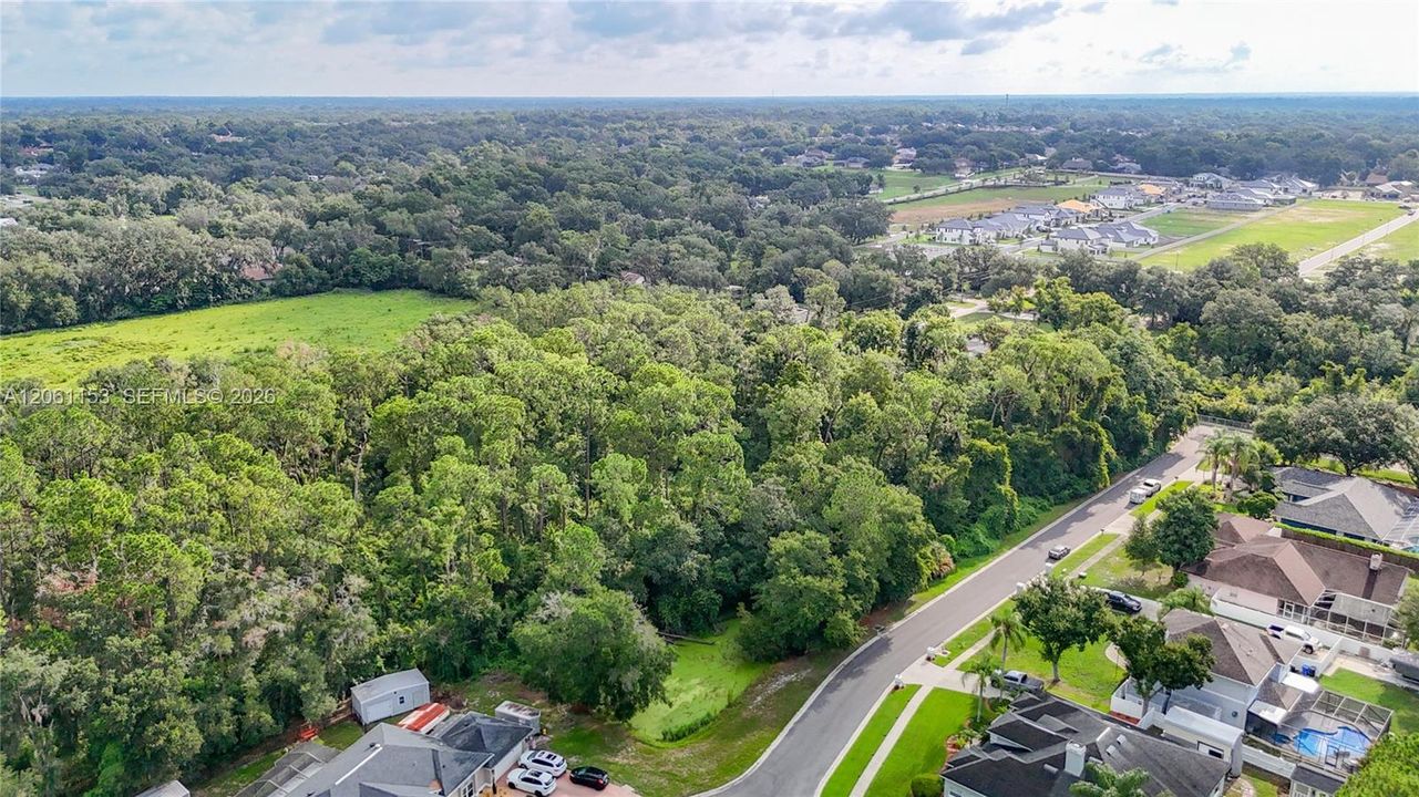 For Sale: $525,000 (1.01 acres)