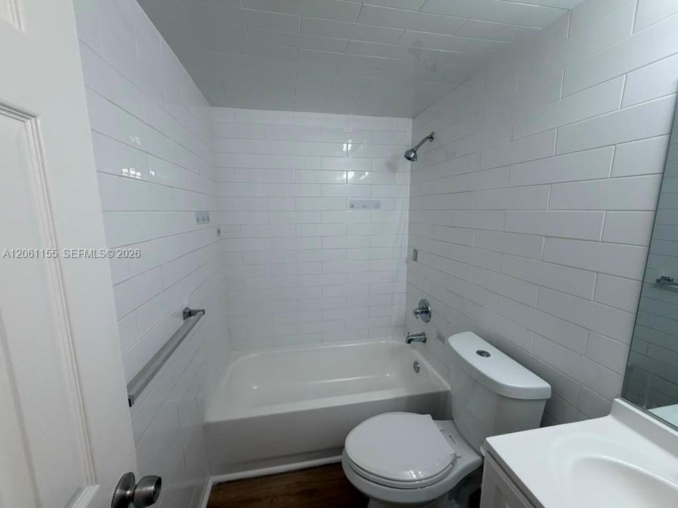 В аренду: $1,995 (2 спален, 2 ванн, 0 Квадратных фут)