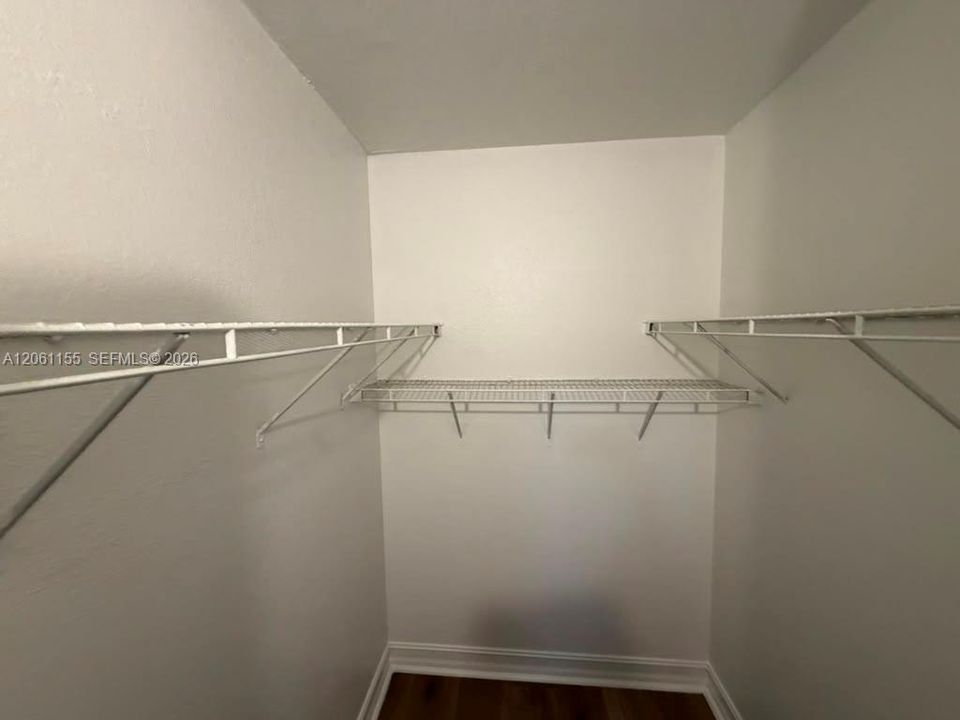 В аренду: $1,995 (2 спален, 2 ванн, 0 Квадратных фут)