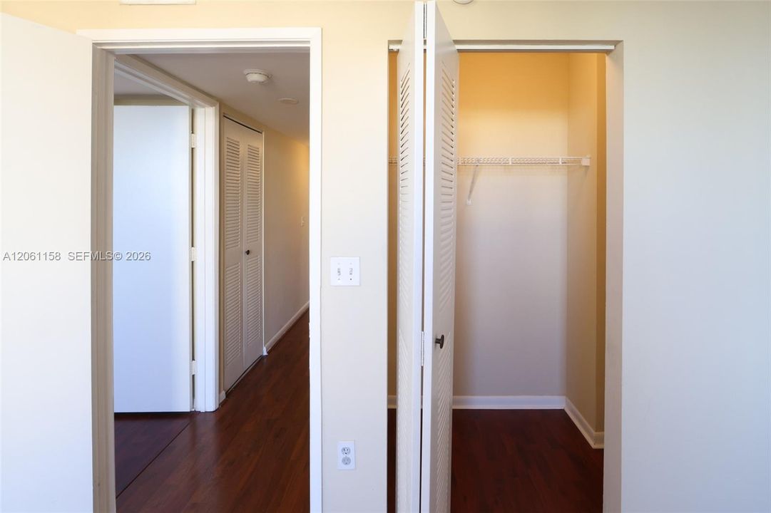 В аренду: $3,200 (3 спален, 2 ванн, 1447 Квадратных фут)