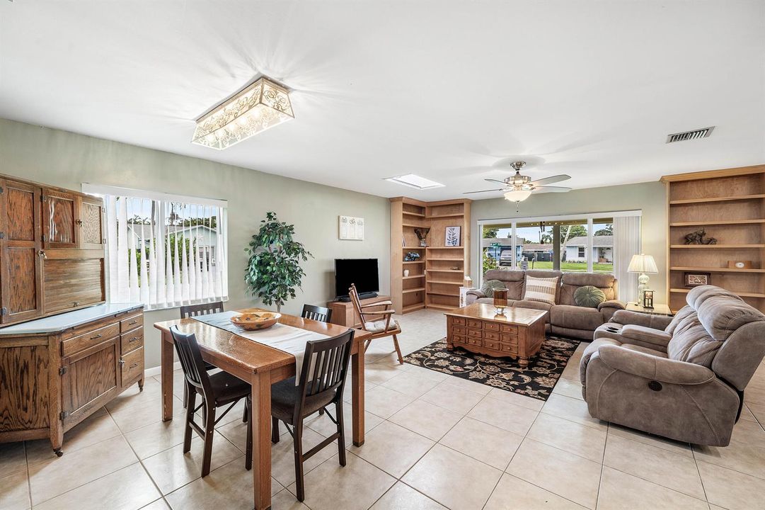 Living/Dining Area