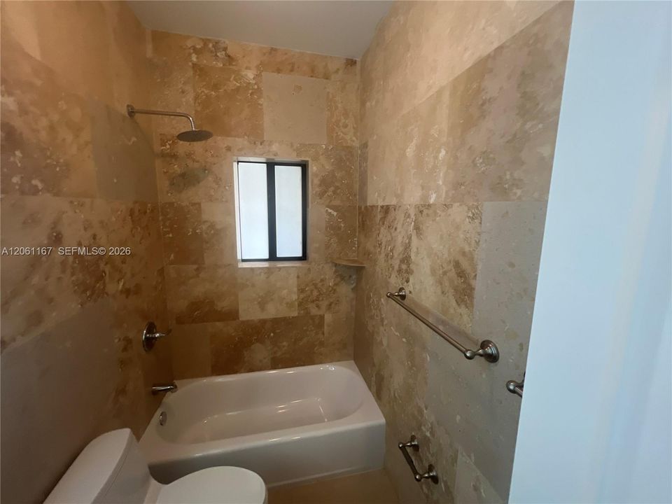 В аренду: $1,900 (1 спален, 1 ванн, 690 Квадратных фут)