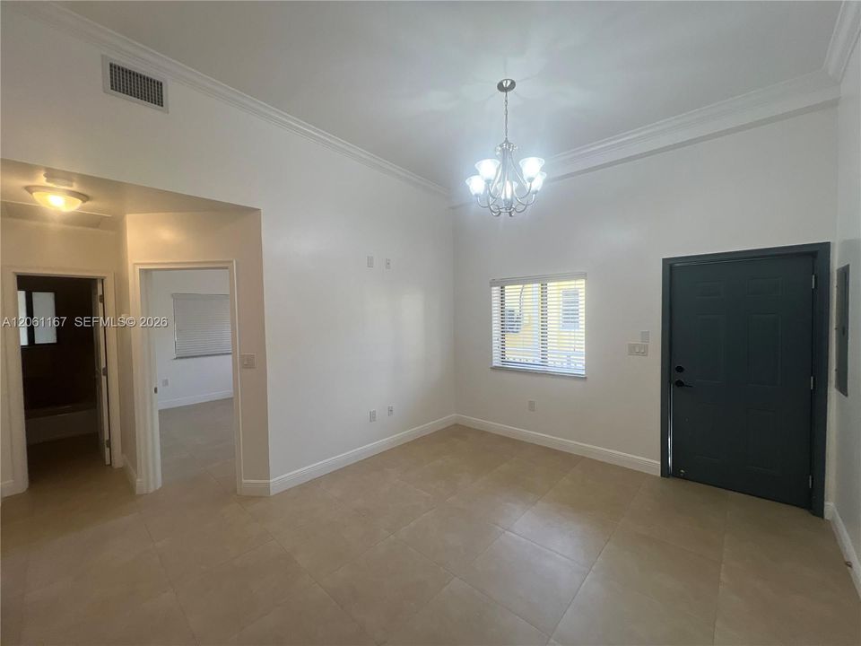 В аренду: $1,900 (1 спален, 1 ванн, 690 Квадратных фут)