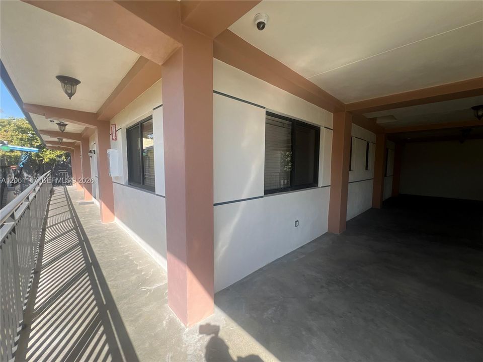 В аренду: $1,900 (1 спален, 1 ванн, 690 Квадратных фут)