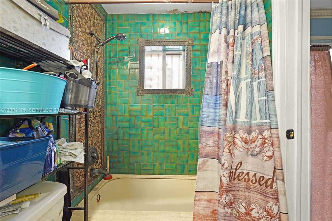 На продажу: $540,000 (4 спален, 2 ванн, 1652 Квадратных фут)