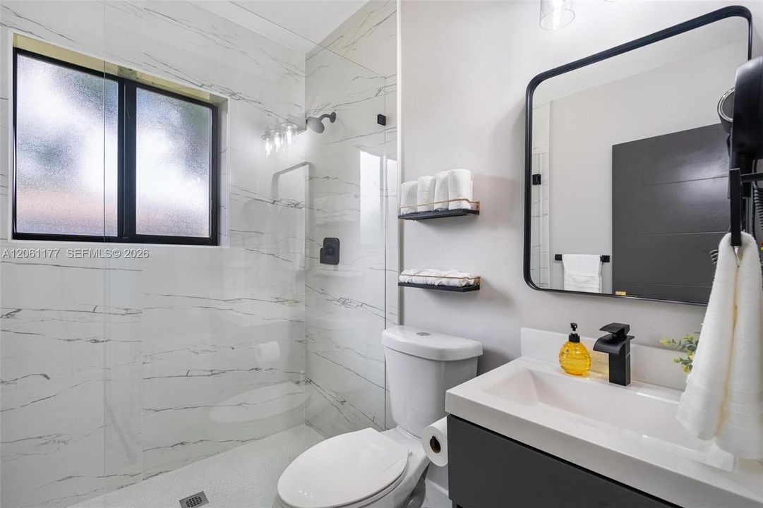 Active With Contract: $630,000 (4 beds, 3 baths, 1542 Square Feet)