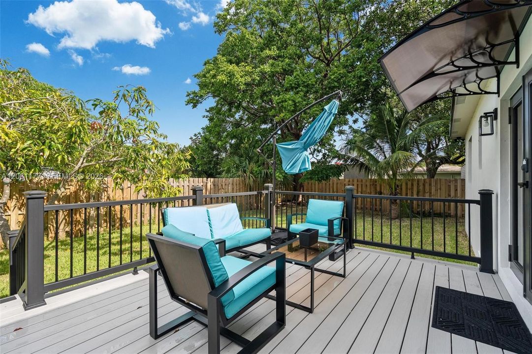 Active With Contract: $630,000 (4 beds, 3 baths, 1542 Square Feet)