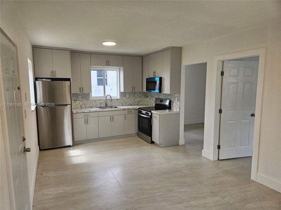 В аренду: $2,800 (2 спален, 2 ванн, 0 Квадратных фут)