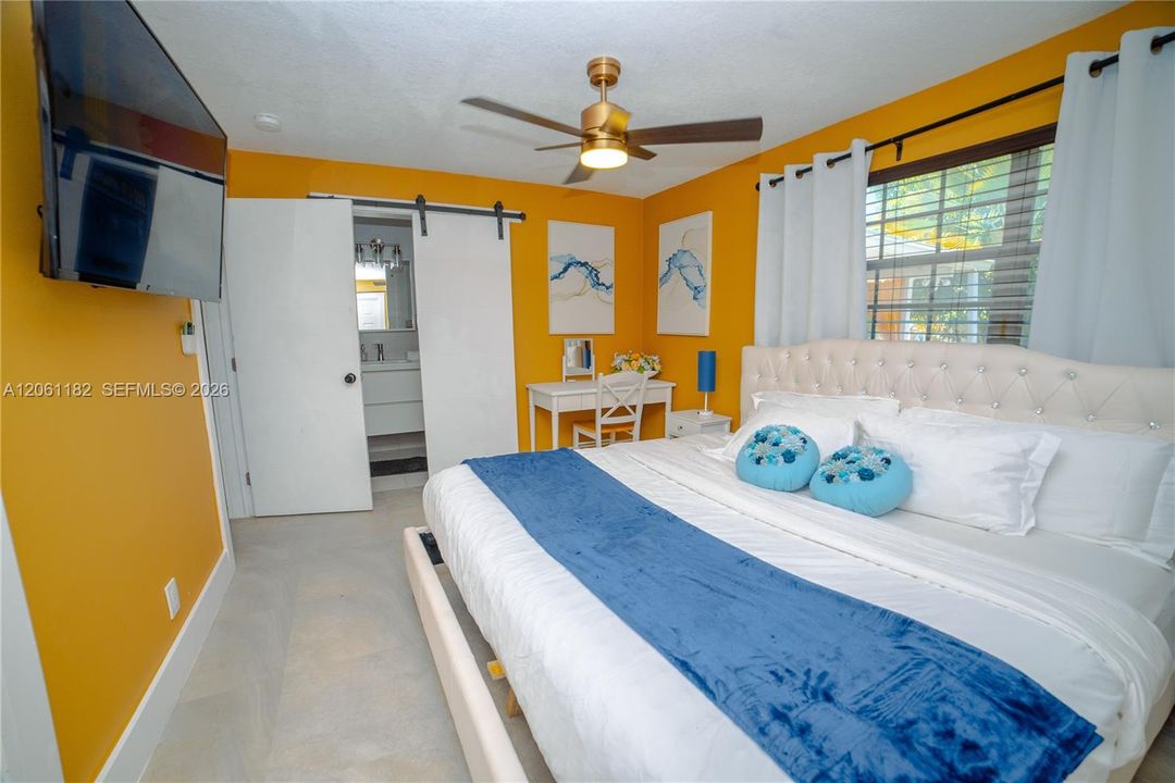 En Venta: $710,000 (3 camas, 2 baños, 1260 Pies cuadrados)