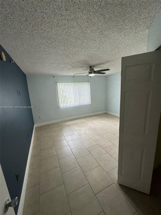 В аренду: $2,700 (3 спален, 2 ванн, 1357 Квадратных фут)